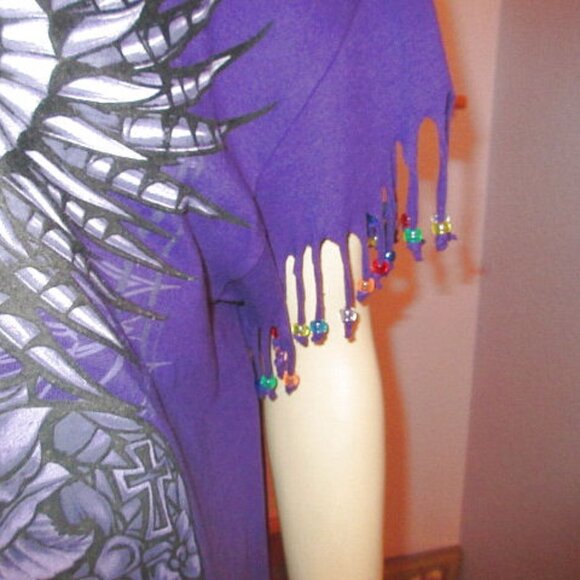 Winged Cyber Skull T-Shirt Size XL Beaded Fringe Short Sleeves Goth Chaos Wicked - Picture 3 of 7